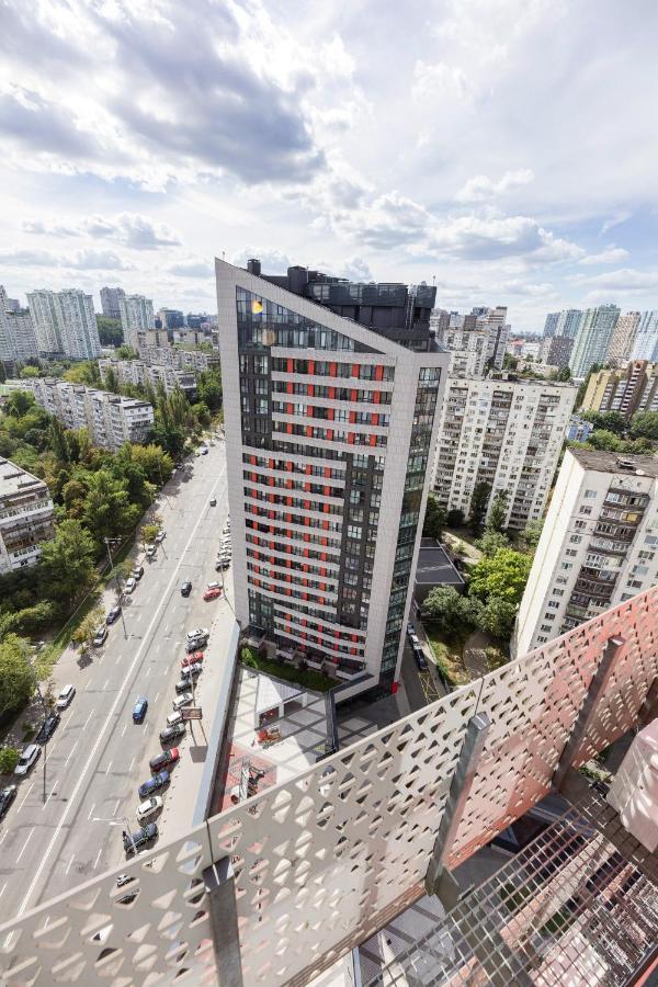 Квартира У Будинку З Власним Бомбосховищем Біля Жд Вокзалу 50 М2 Apartment Kiev Ngoại thất bức ảnh