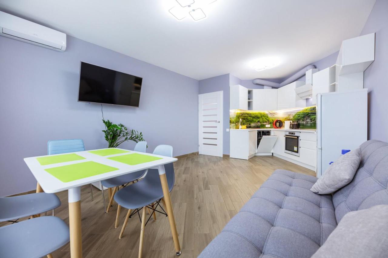 Квартира У Будинку З Власним Бомбосховищем Біля Жд Вокзалу 50 М2 Apartment Kiev Ngoại thất bức ảnh