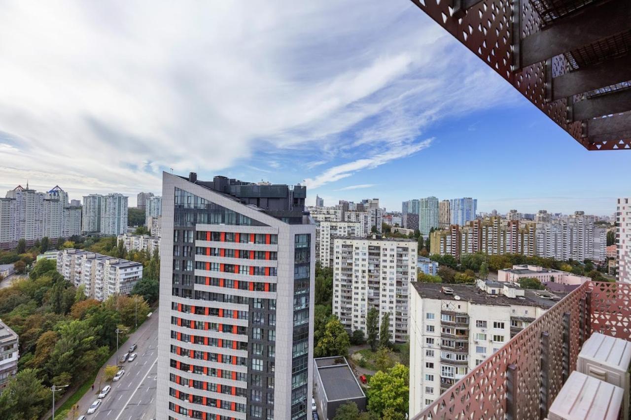 Квартира У Будинку З Власним Бомбосховищем Біля Жд Вокзалу 50 М2 Apartment Kiev Ngoại thất bức ảnh